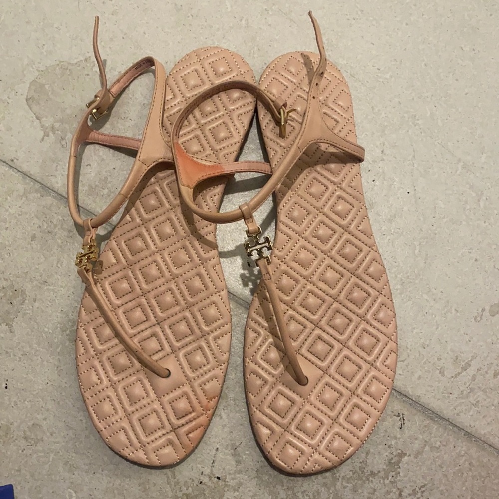 Tori Sandals peach color